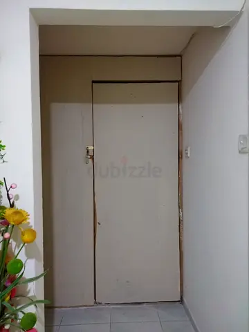 SPACIOUS PARTITION WITH OWN DOOR