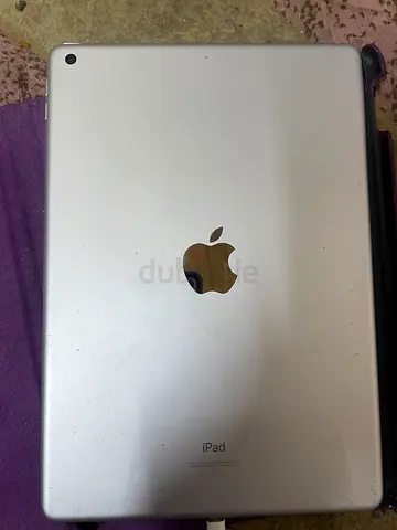 IPAD 8 (32 GB)