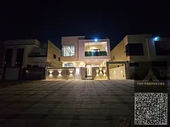 5-bedroom villa in Al Zahia, luxurious modern design, registration fees included, large setback in f
