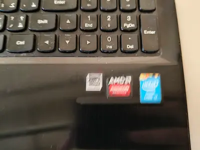 Lenovo laptop palmrest with keyboard — AMD sticker (for parts)