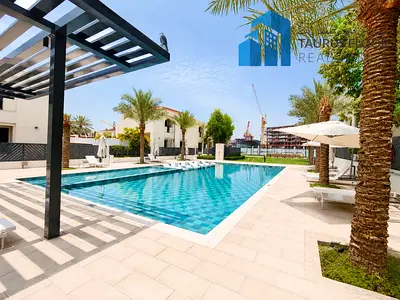 Luxury 4BR Villa | Burj Khalifa View | Water Canal
