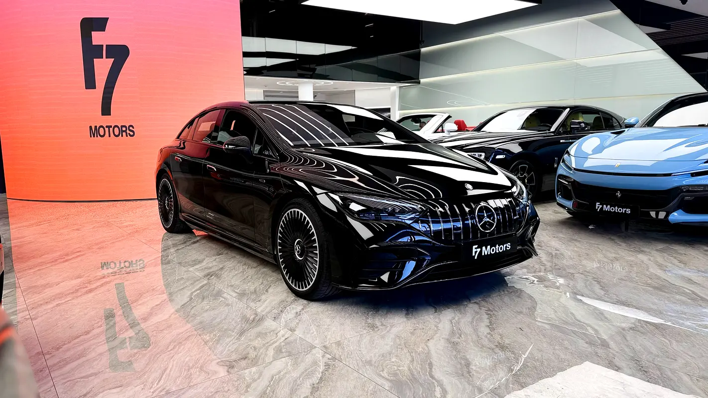 Mercedes-Benz EQE 2024 — photo 1 of 19