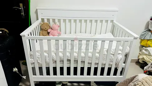 White Wooden Baby Crib with Mattress - Good Condition