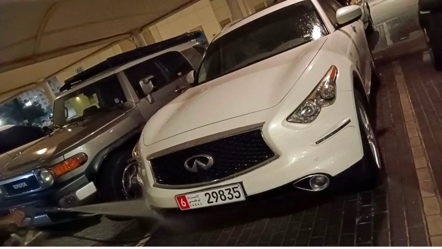 Infiniti QX70 2018 — photo 1 of 1
