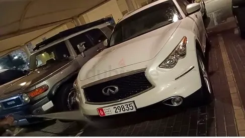 Infiniti QX70 S 2018 GCC Specs