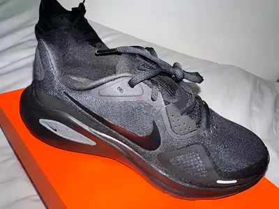 Nike Structure 26 US 8.5 EUR 42