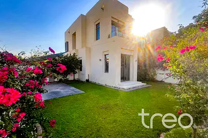 Type H | Large Corner Plot | Vacant