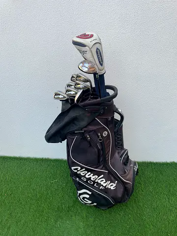 Men’s Cleveland Golf CG7 Launcher Beginner Starter 12-piece set with cart bag