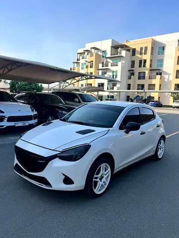 MAZDA 2 2016  GCC SPECS EXCELLENT CINDITION FAMILY USED