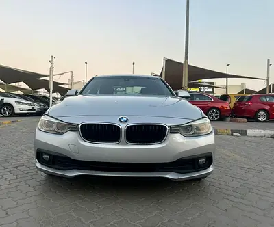 BMW 3-Series 320i 2018 GCC Specs