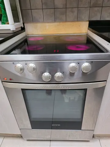 Electronics stove