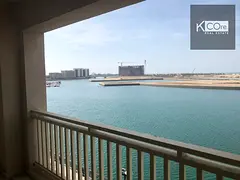Luxury 1BR Lagoon View Apartment in Mina Al Arab