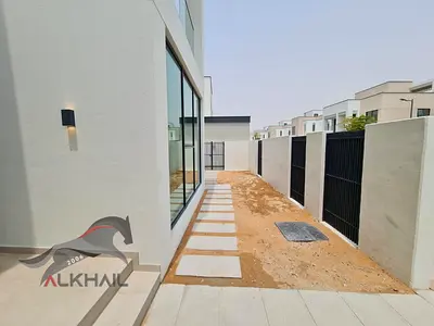 Corner & Luxury 4BR Villa | Roof Terrace | Prime Location | Family Community