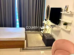 Furnished Studio | Golf Community Living