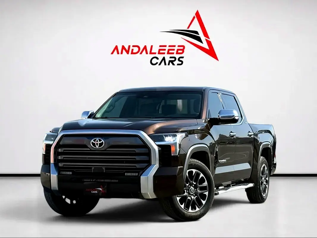 Toyota Tundra 2022 — photo 1 of 20