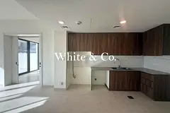 Pool &amp; Park backing | 4 Bedroom | Vacant