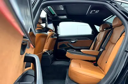 2024 AUDI A8 缩略图 13