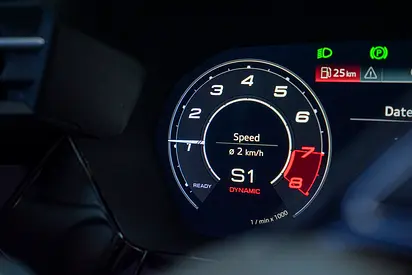 صورة 16 لـ 2024 AUDI RS3