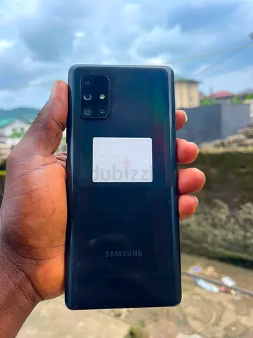 SAMSUNG GALAXY A71