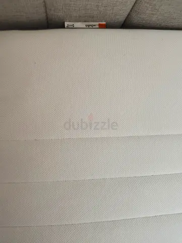 IKEA Hovåg Pocket Spring Mattress (White) - Good Condition