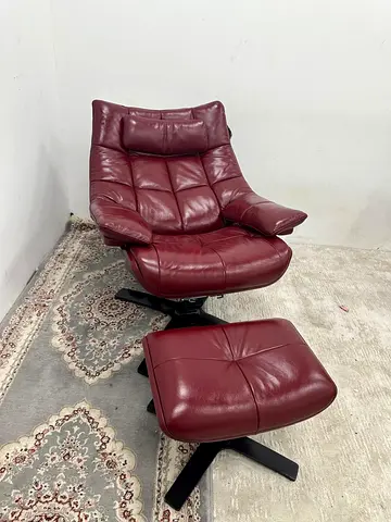Natuzzi arm chair with footstool