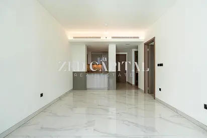 Lagoon Views | Vacant | 1BR | Central Location
