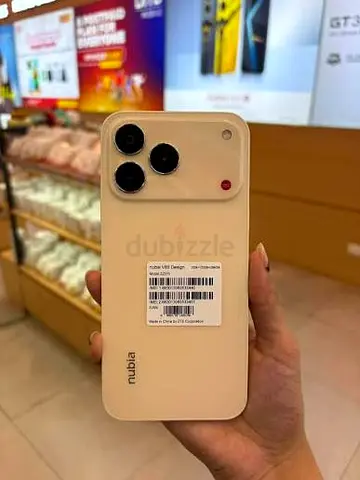 Nubia V80 Design