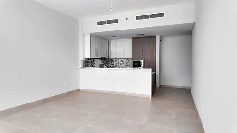 Vacant I Multiple Units Available I Community View