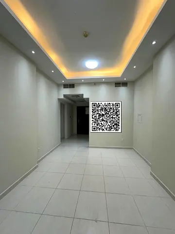 FULLY RENOVATED ONE BEDROOM AVAILABLE FOR RENT WITH PARKING