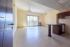 Spacious 2 Bed Apartment with Park View for Sale
