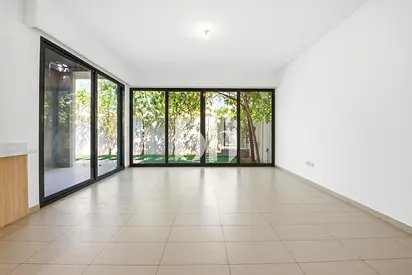 Vacant Now | Large Plot | Corner Unit