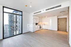 08 Series | Exclusive | Corner Unit | Canal View