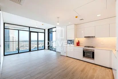 08 Series | Exclusive | Corner Unit | Canal View