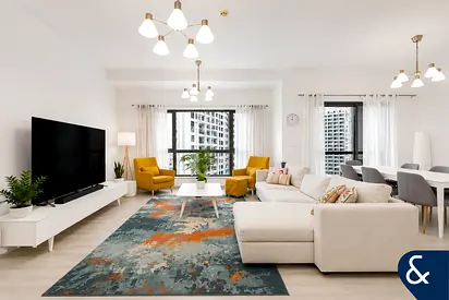 3 Bedrooms | Vacant | Partial Marina Views