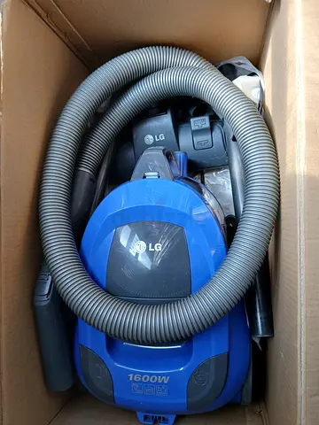 Sparingly used vacuum cleaner