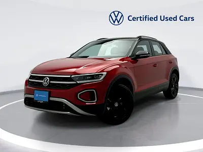 T-Roc Style - Black Style (REF#42423) / 17,100 AED SAVINGS from New Car