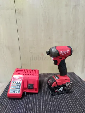 MILWAUKEE 2760-20 IMPACT DRIVER 18V B.L