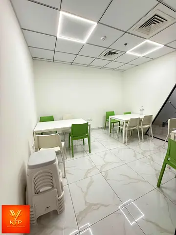 OFFICES AVAILABLE IN PRIME LOCATION WITH 15 DAYS GRACE PERIOD NO DEPOSIT NO COMMISSION DIRECT TO LANDLORD LIMITED UNITS AVAILABLE BOOK