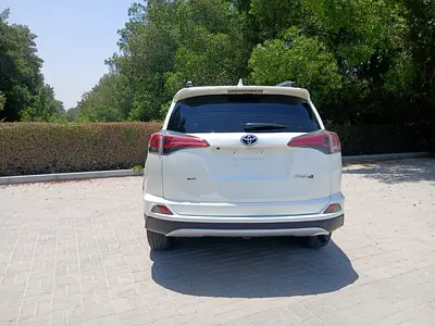 صورة 7 لـ 2018 Toyota RAV 4