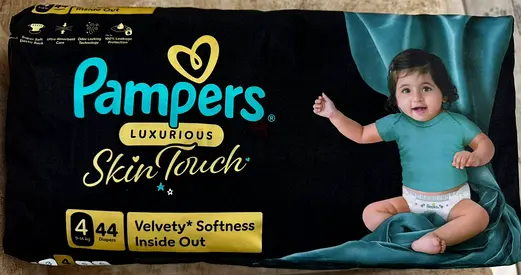 Pampers Luxurious SkinTouch Size 4 — Pack of 44 Diapers, Good Condition