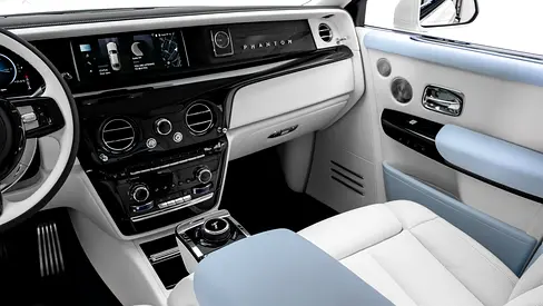 2026 ROLLS-ROYCE PHANTOM — фото 9