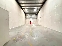 Lowest Price 2,700 Sqft Warehouse for Rent in Industrial Area 18