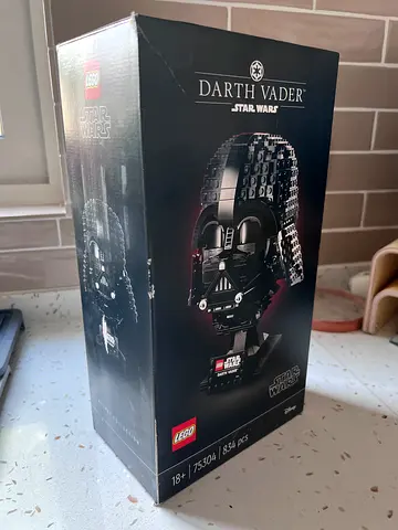 Lego - Star Wars Darth Vader helmet