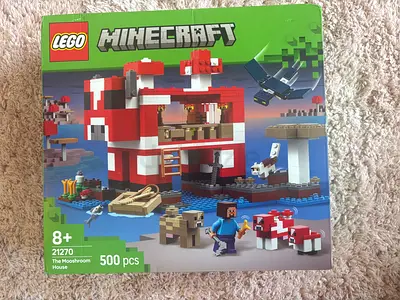 BARGAIN BRAND NEW LEGO 21270 MINECRAFT THE MOOSHROOM HOUSE