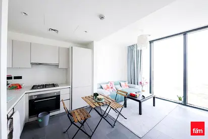 Fully Furnished | High Floor | Creek & Skyline