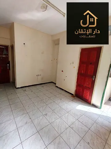 سكن عملي ومريح للأفراد في موقع حيوي