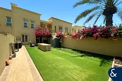 Quiet Location | 2 Bed | Close to Lake