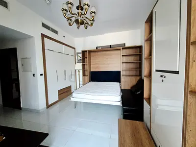 STUDIO WITH BIG BALCONY | NEAR METRO | FURNISHED I DIRECTLY BY LANDLORD