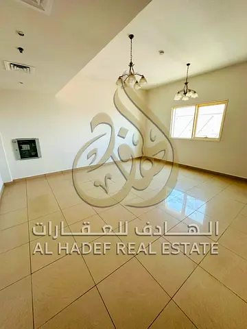 غرفة ماستر وصالة بالمجاز 3 — باركن وتكييف مجاني بـ50 ألف فقط