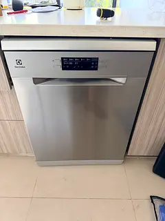 Electrolux ESC67300SX dishwasher. 8 months old